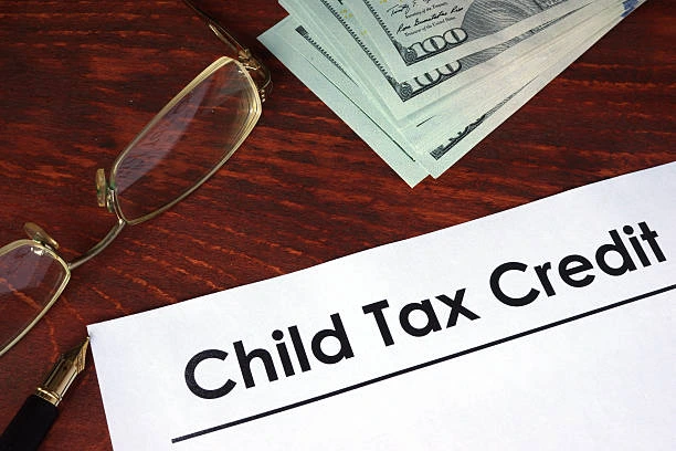 Child Care Expenses vs Child Tax Credit in Canada: Difference Explained 2 Child Care Expenses vs Child Tax Credit