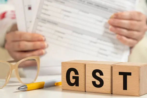 Alberta Sales Tax: GST Only Guide for Calgary Businesses 2 GST Filing Requirements